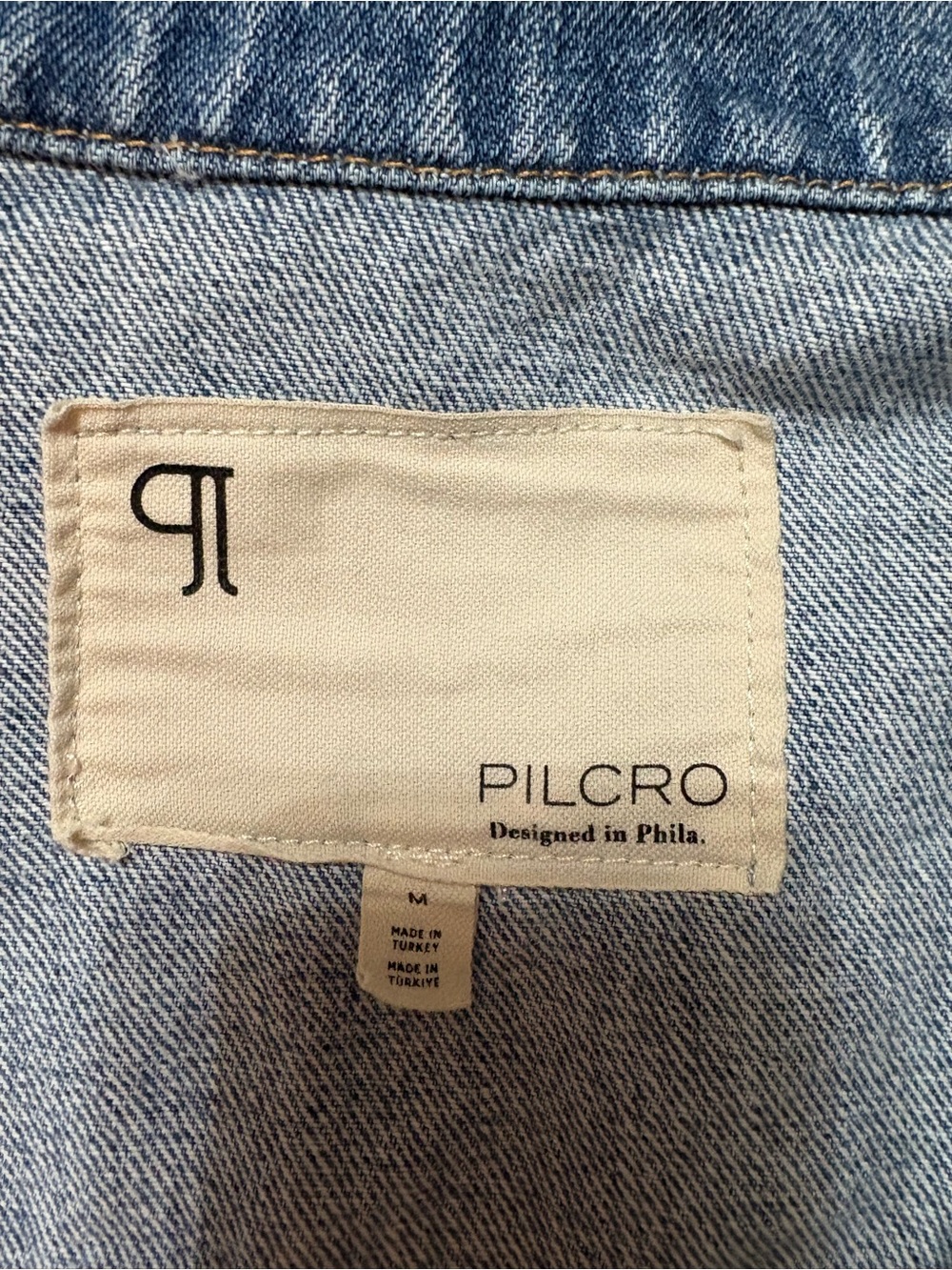 PILCRO Anthropologie The Weston Boyfriend oversized Jean jacket size medium - Picture 5 of 16
